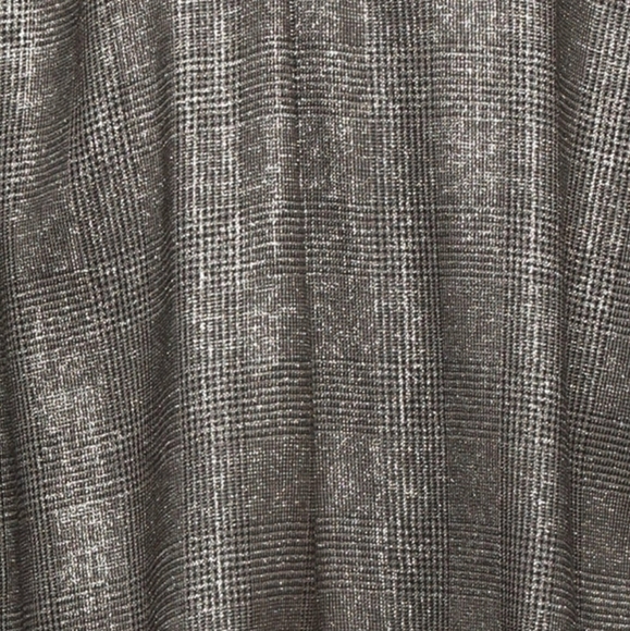 Gold Blouse - Picture 4 of 4